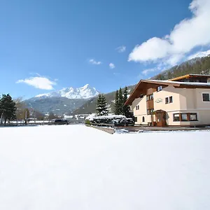  Apartment Tyrolis