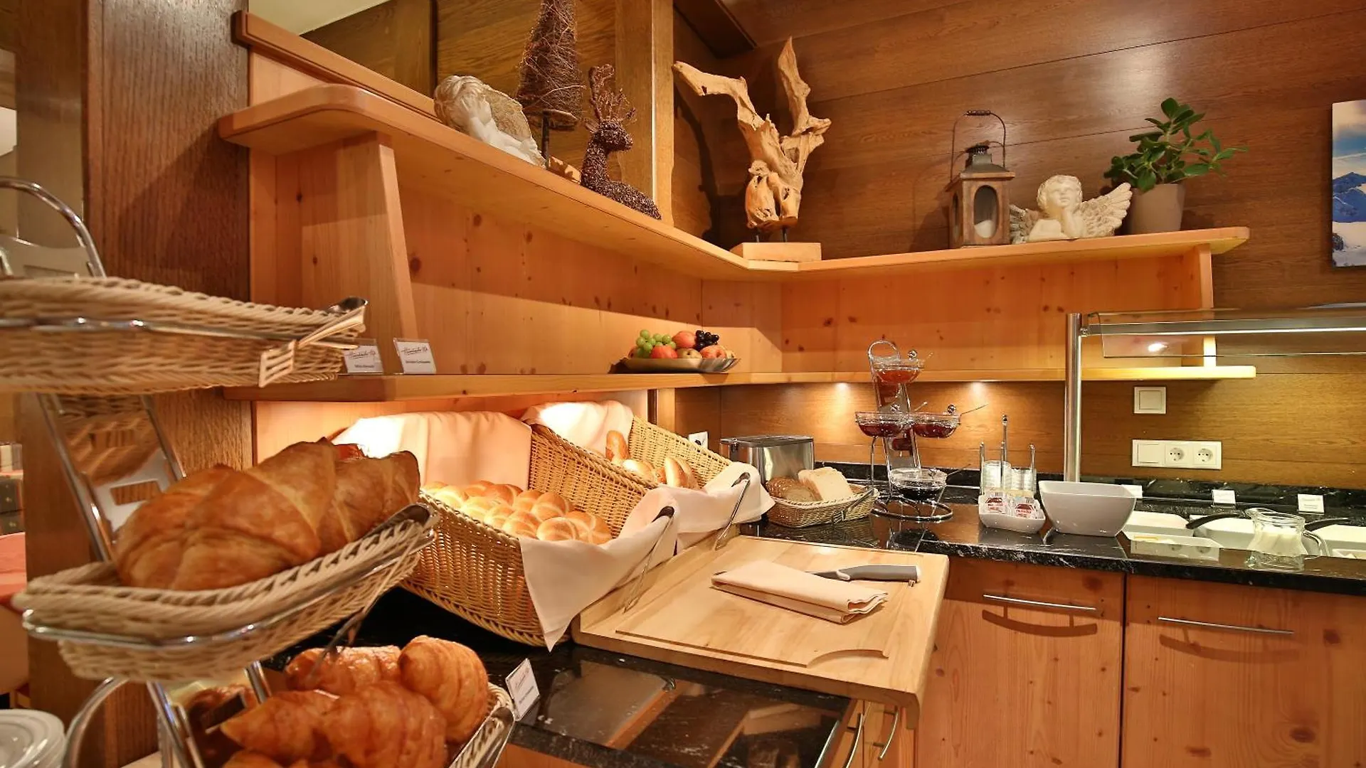 ***  Hotel Garni Hainbacherhof Sölden Oostenrijk