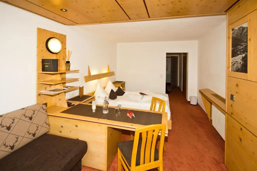 Hotel Garni Hainbacherhof Solden