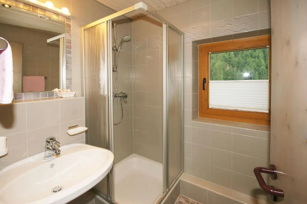 Hotel Garni Hainbacherhof Solden