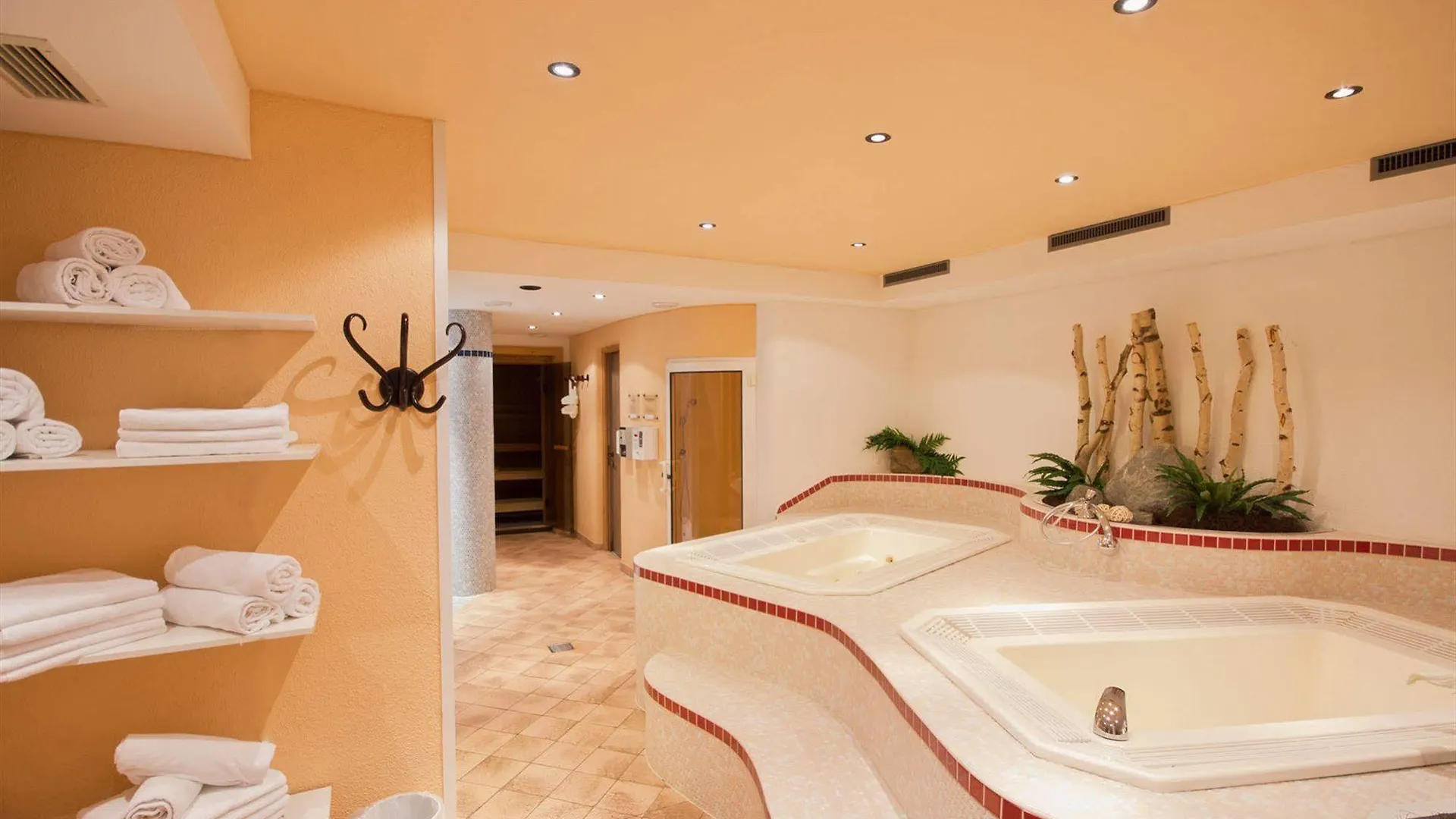 Hotel Garni Hainbacherhof Solden 3*,  Austria