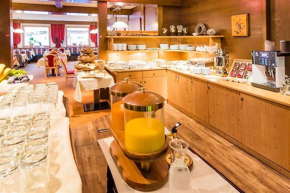 Hotel Garni Hainbacherhof Solden